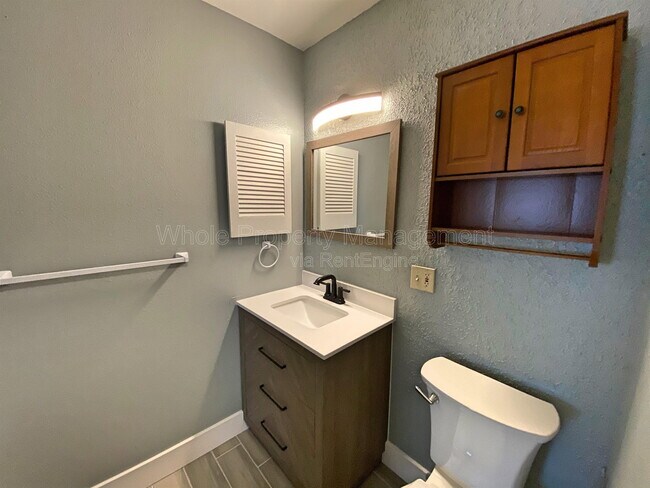 Building Photo - 7335 E Quincy Ave