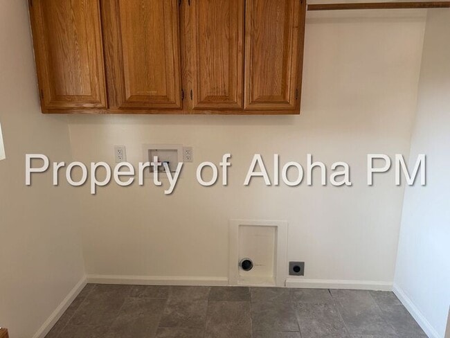 Building Photo - 7303 Hummel Dr