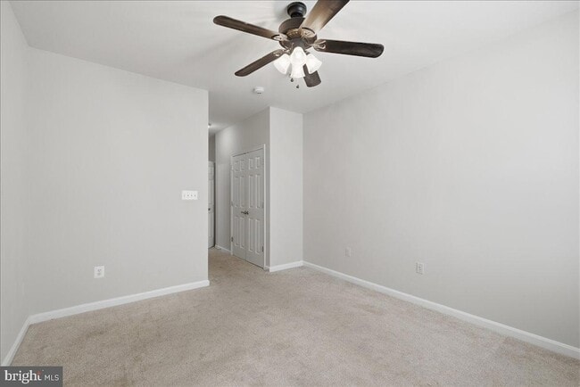 Building Photo - 21228 McFadden Square