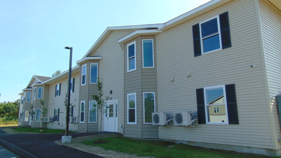 Primary Photo - Sanford Pointe