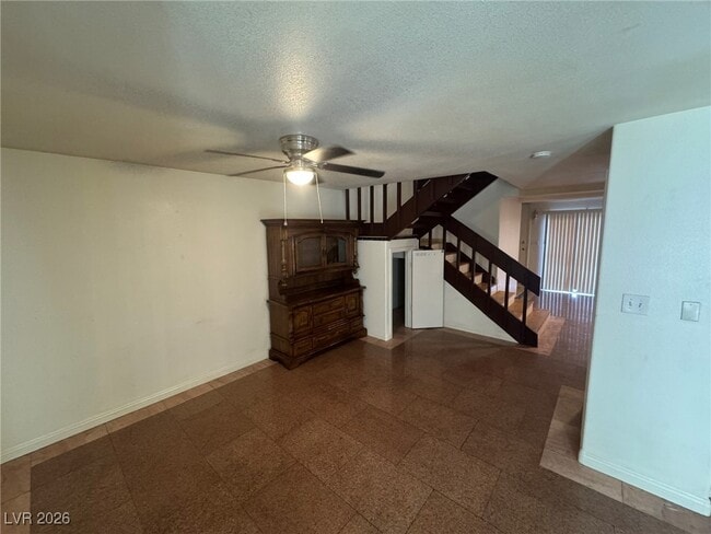 Building Photo - 518 Delfern Ln