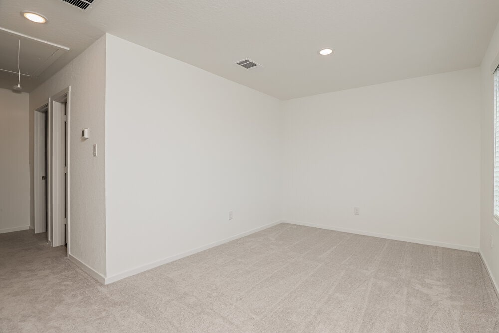 Building Photo - 518 Chevre Rd