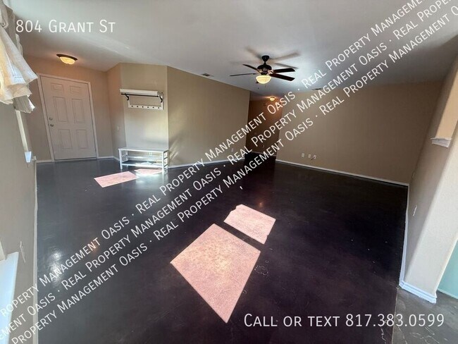 Building Photo - 804 Grant St