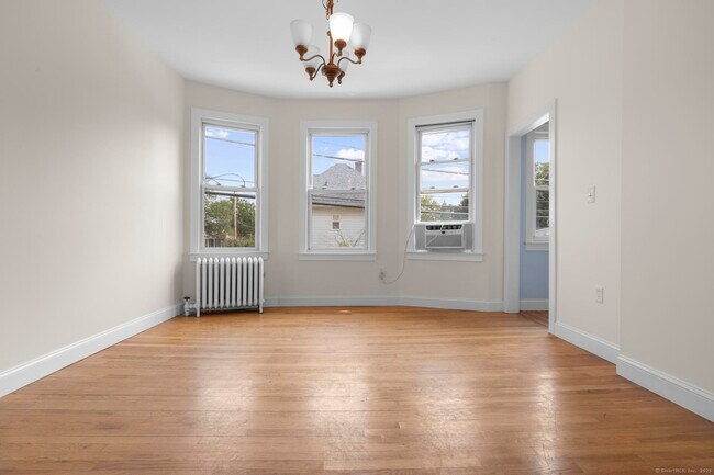 Building Photo - 180 Peck Ave