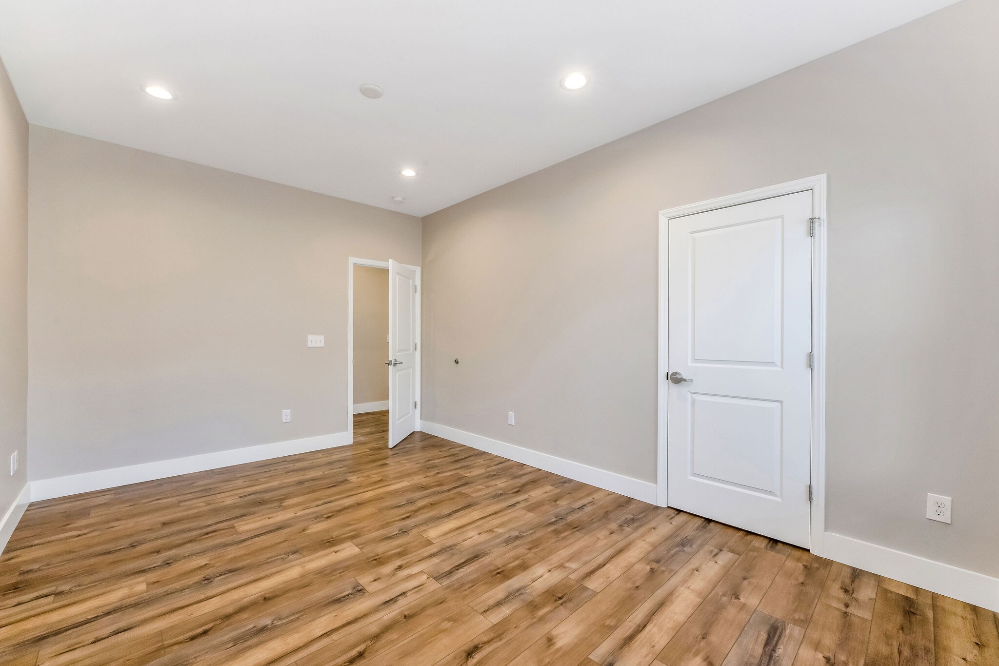 Building Photo - 203 Wallace Cir