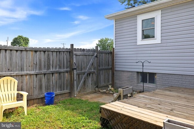 Building Photo - 306 Fegan Rd