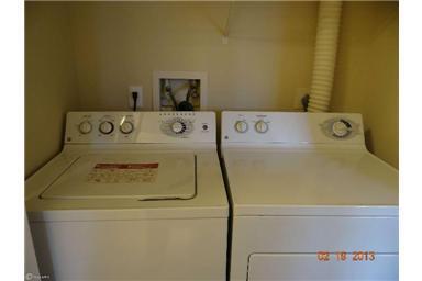 Building Photo - 2BD/2BA Condo in Flower Hill - near Shady Grove METRO!