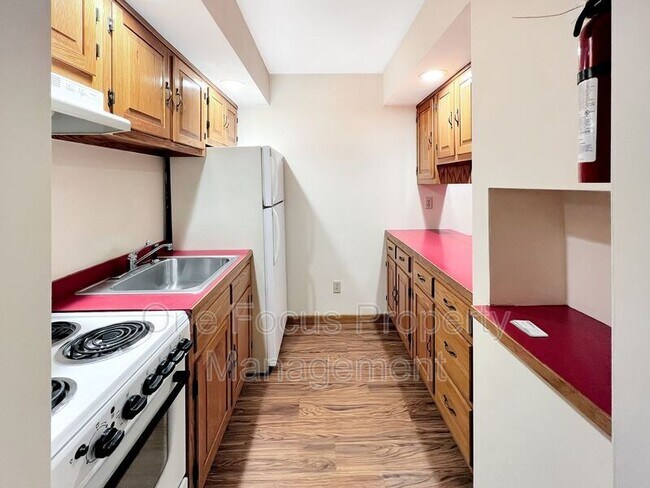 Building Photo - 204 Bellefonte Ave