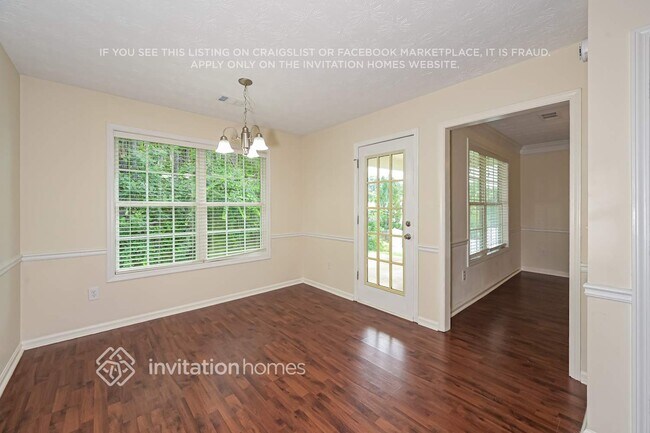 Building Photo - 555 Wellington Ln