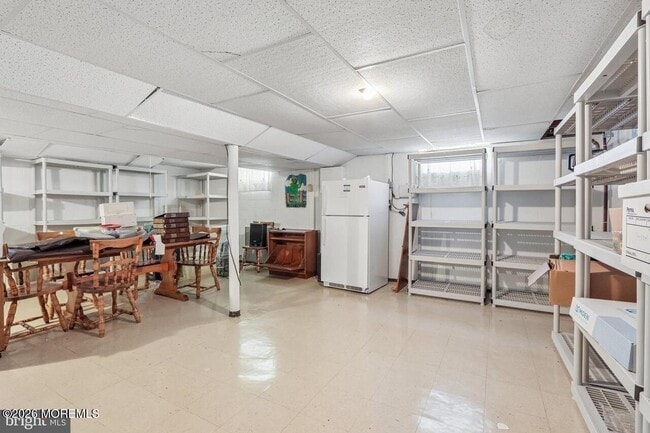 Building Photo - 2565 S Brookfield St