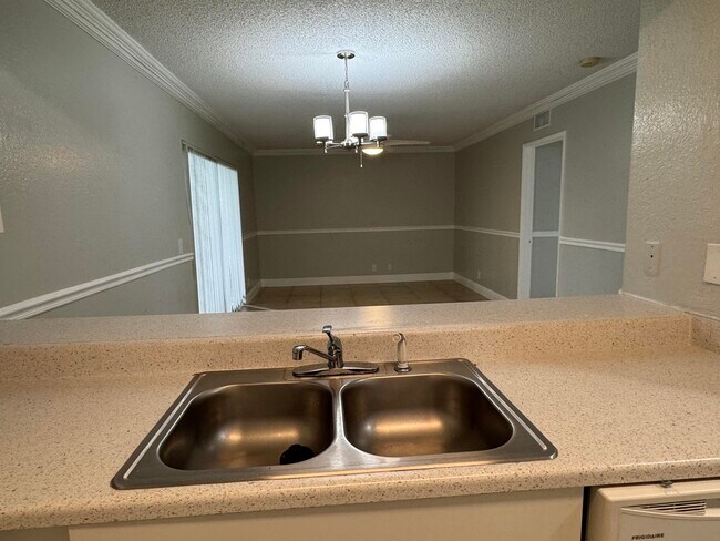 Building Photo - 1601 Windorah Way