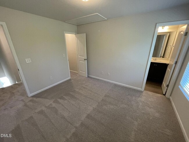 Building Photo - 2062 Wiggins Village Dr