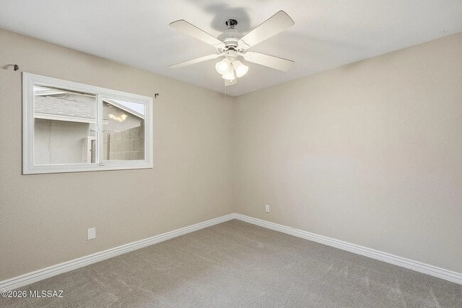 Building Photo - 4526 S Terrace Rd