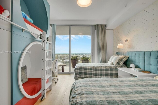 Building Photo - 350 Ocean Dr