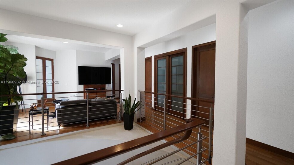 Building Photo - 7031 NW 113th Ct