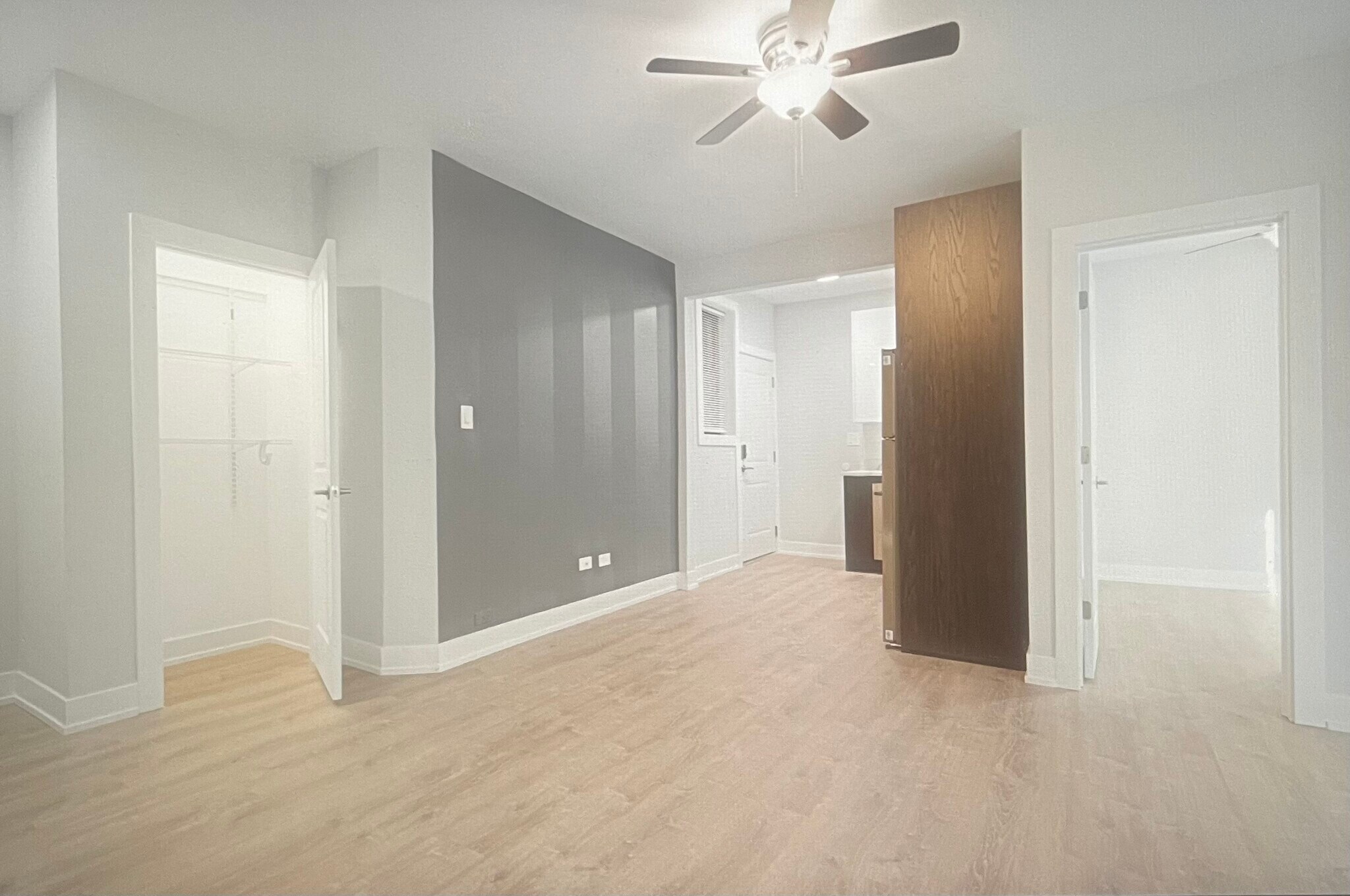 Building Photo - 1651 W Jonquil Ter