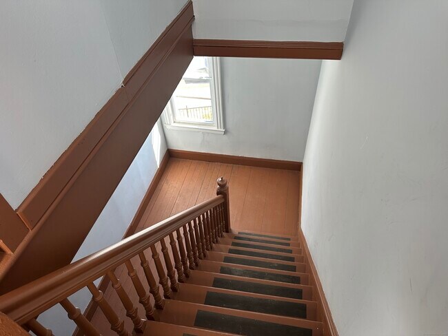 Building Photo - 108 New Britain Ave