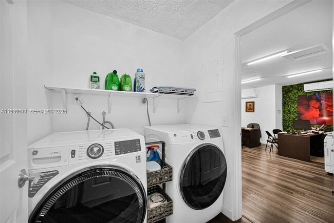 Building Photo - 13416 SW 108th St Cir N