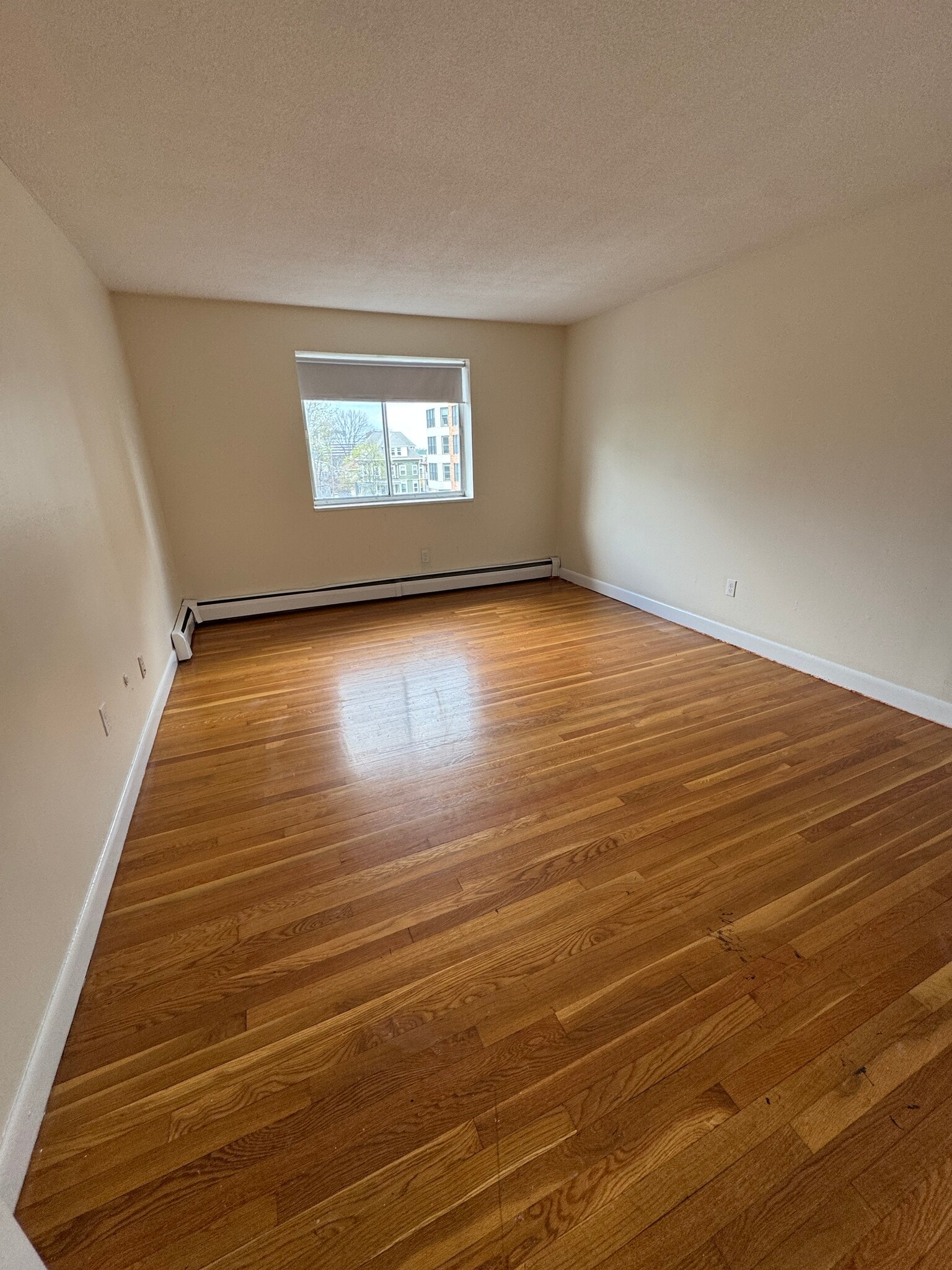 Building Photo - 160 Brown St