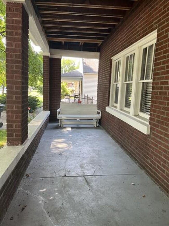 Building Photo - 3907 Northwestern Pkwy