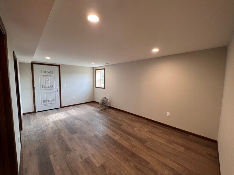 Building Photo - 110 Ridge Dr