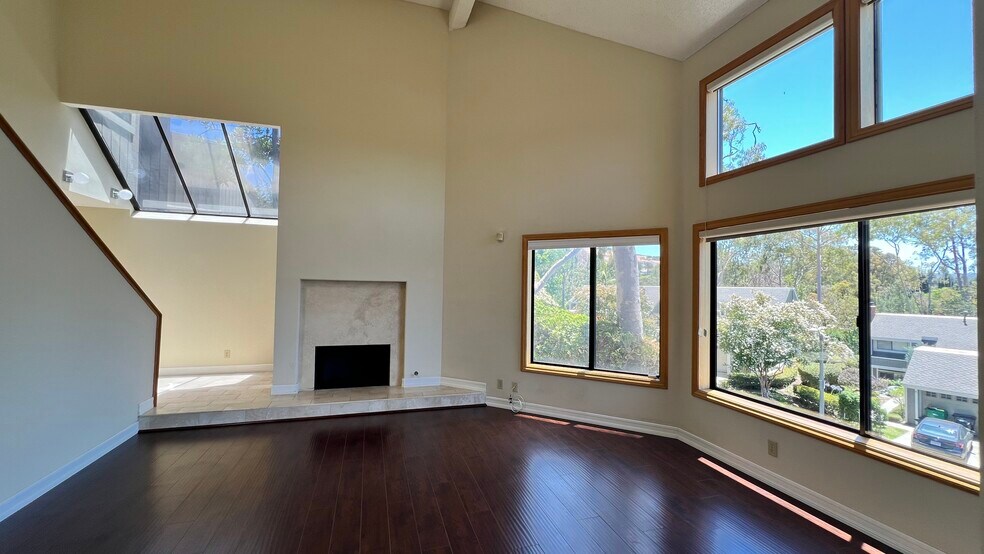 Building Photo - 10 Whitewater