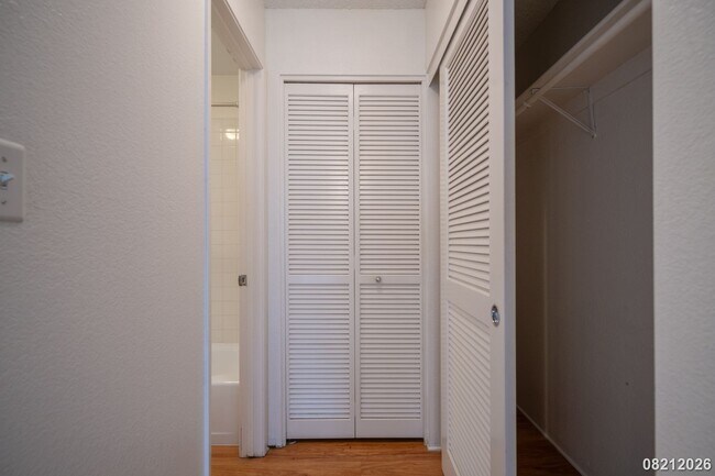 Building Photo - 94-1390 Kulewa Lp 42D