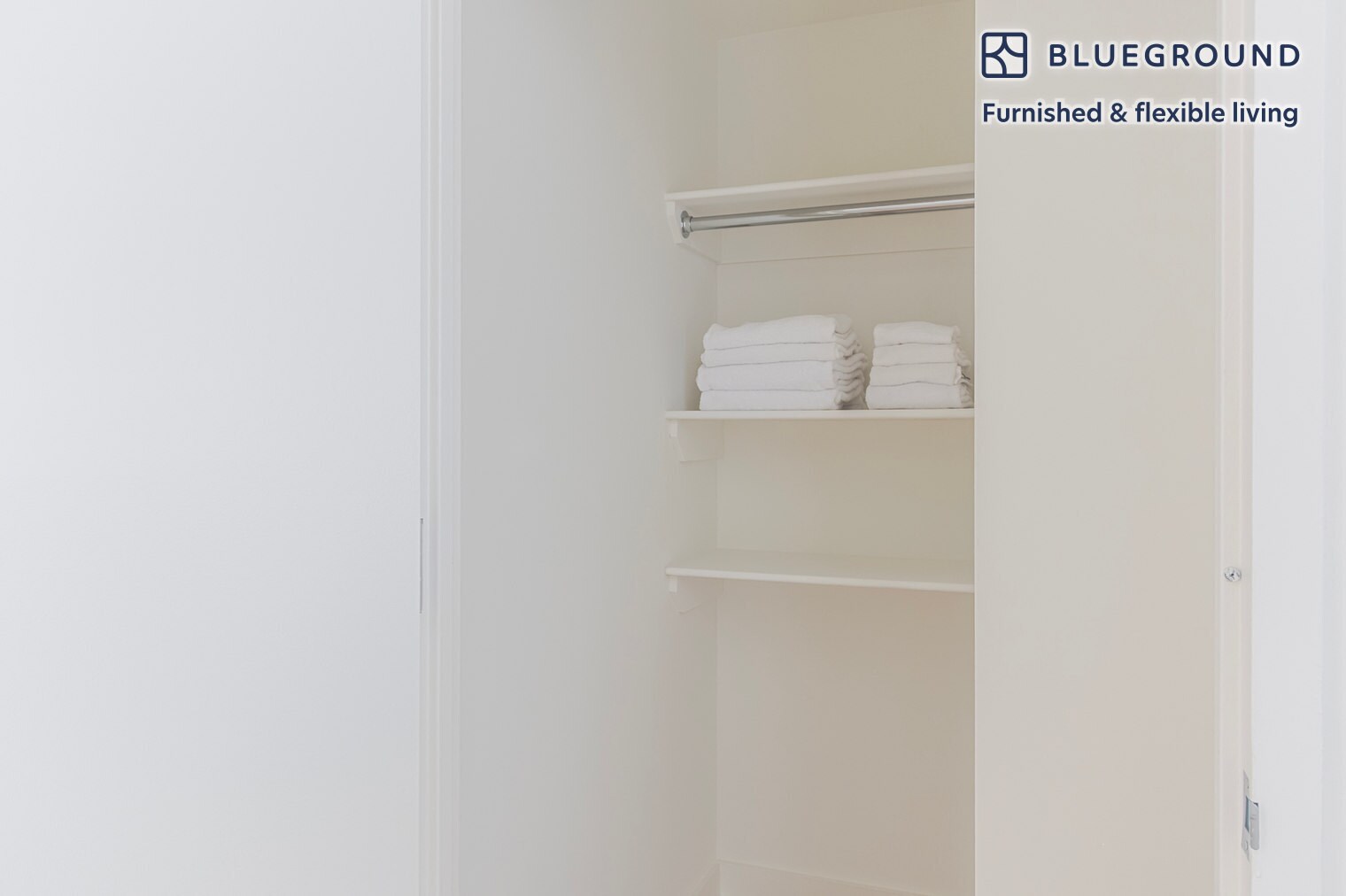 Building Photo - 450 W 17th St