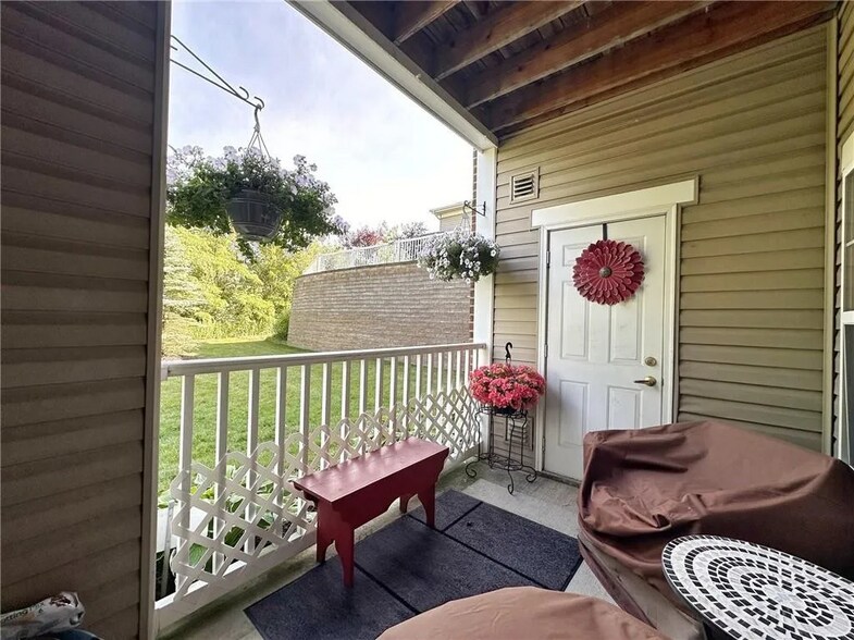 Building Photo - 412 Stockton Rdg