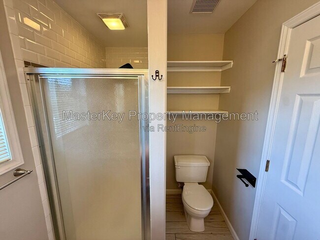 Building Photo - 703 Swan Hill Ct