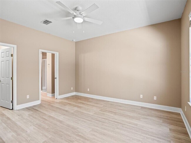 Building Photo - 3836 SW 33rd Terrace