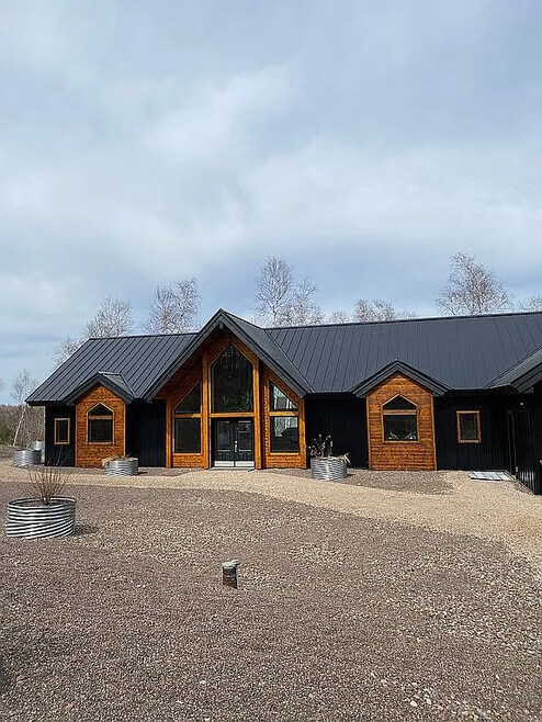 Building Photo - 978 Lakeview Dr