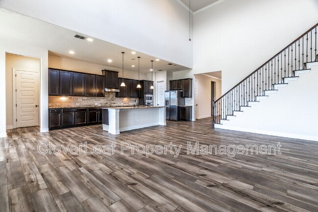 Building Photo - 908 Sussex Cove
