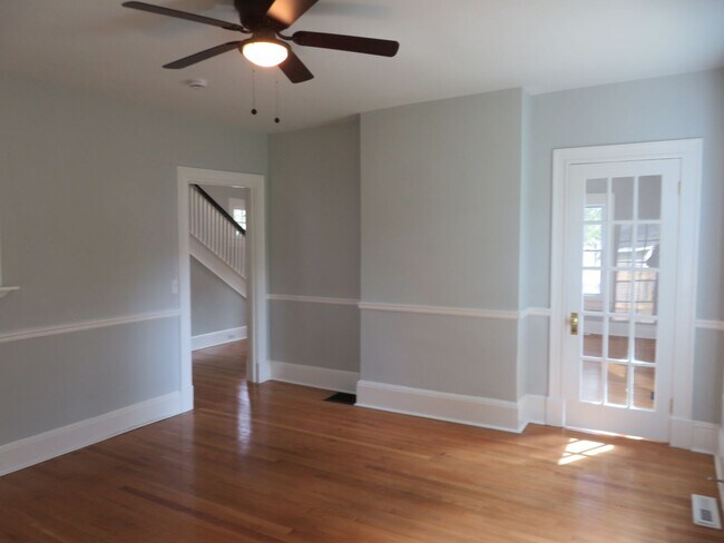 Building Photo - Brace yourself, because this Walnut Hill beauty doesn’t just turn heads — it demands a double-tak...
