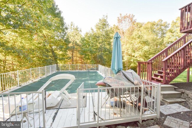 Building Photo - 42271 Bird Haven Dr