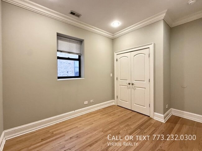 Building Photo - 5528 S Indiana Ave