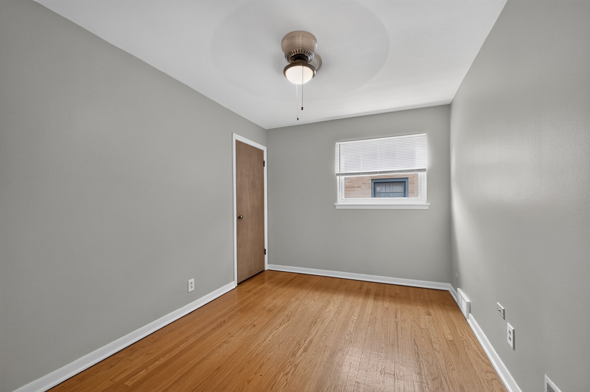 Building Photo - 1141 Waukegan Rd