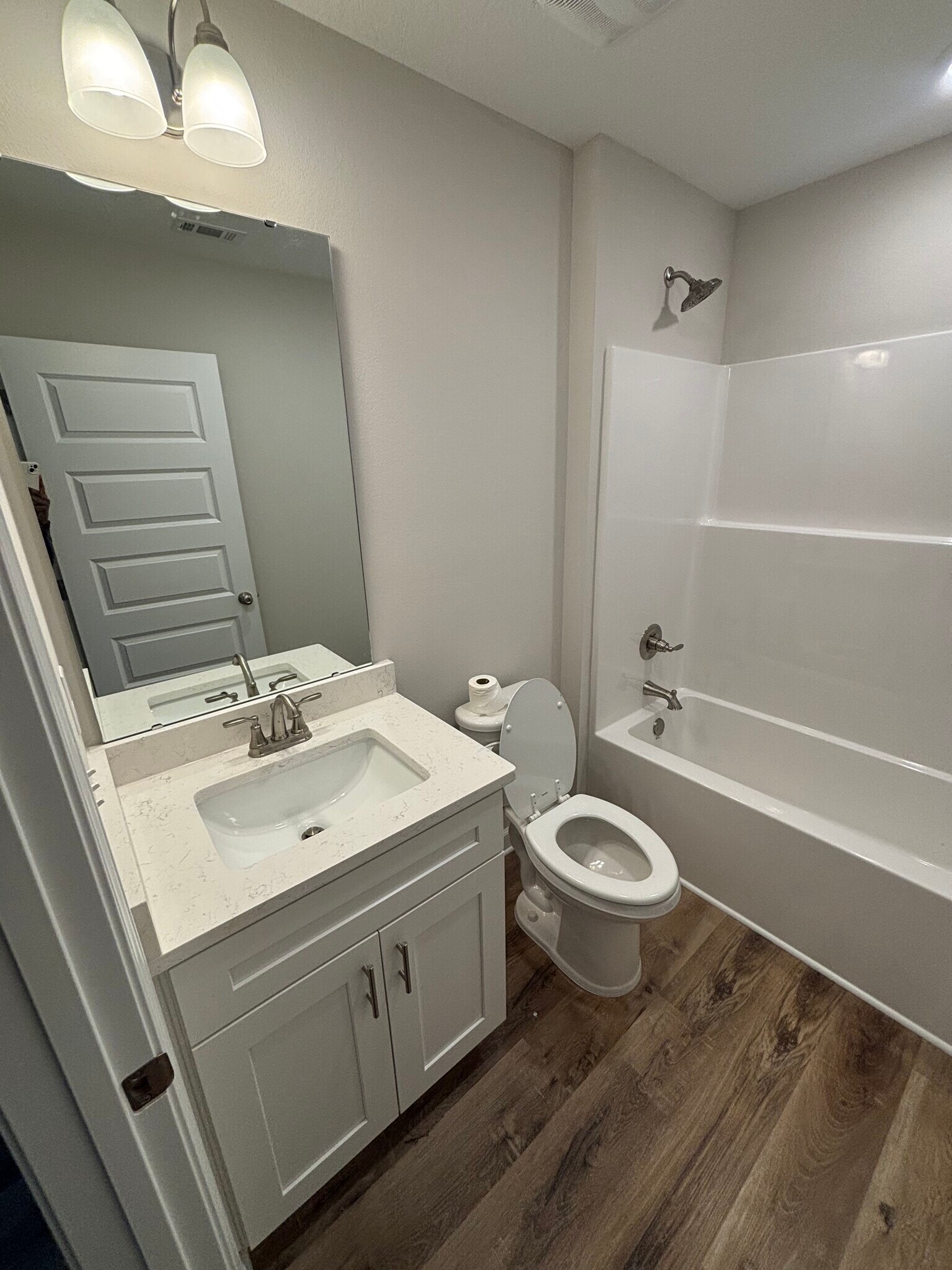 Building Photo - 1340 Hornbeam Dr