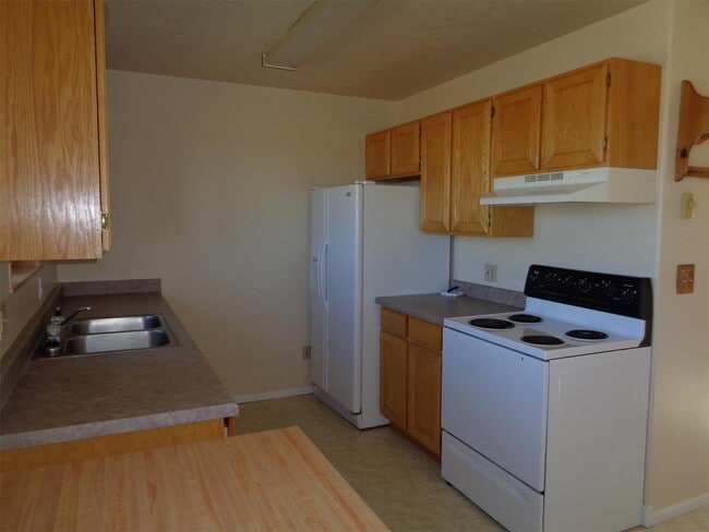 Building Photo - 143 Meadow Lark Ln