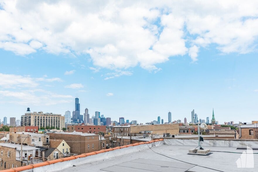 Building Photo - 1822 S Bishop St