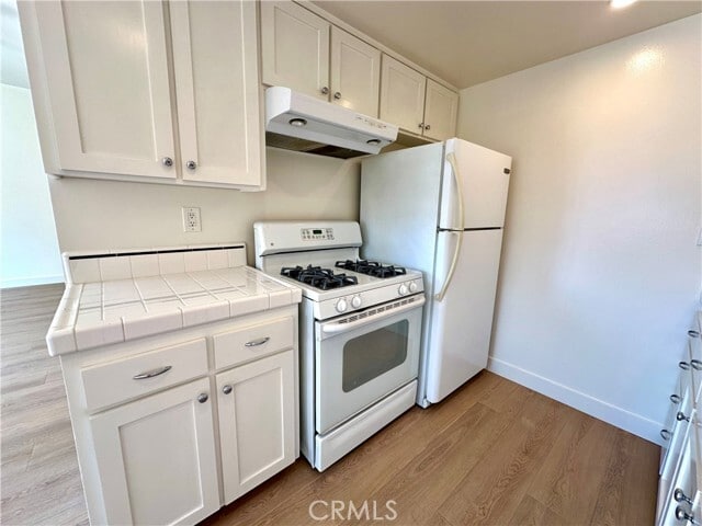 Building Photo - 453 29th St