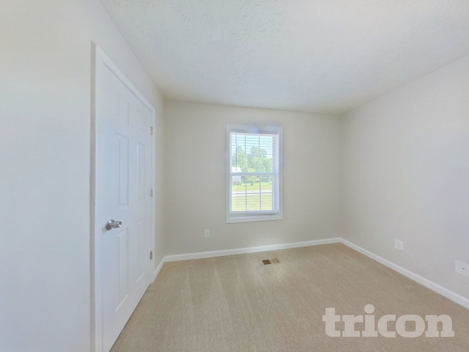 Building Photo - 217 White Pine Ln