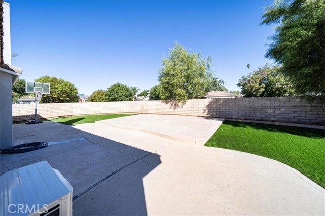 Building Photo - 2564 Wallace Ct