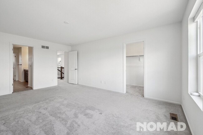 Building Photo - Spacious 4BR Duplex in Arvada