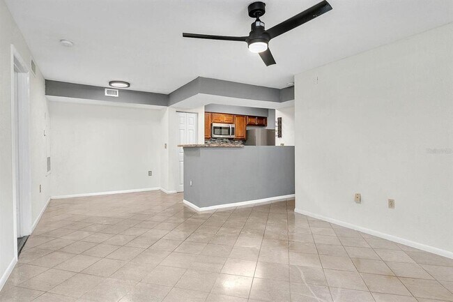 Building Photo - 3032 Parkway Blvd
