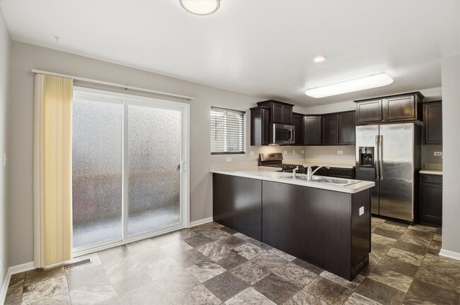 Building Photo - 1023 Piccolo Ln