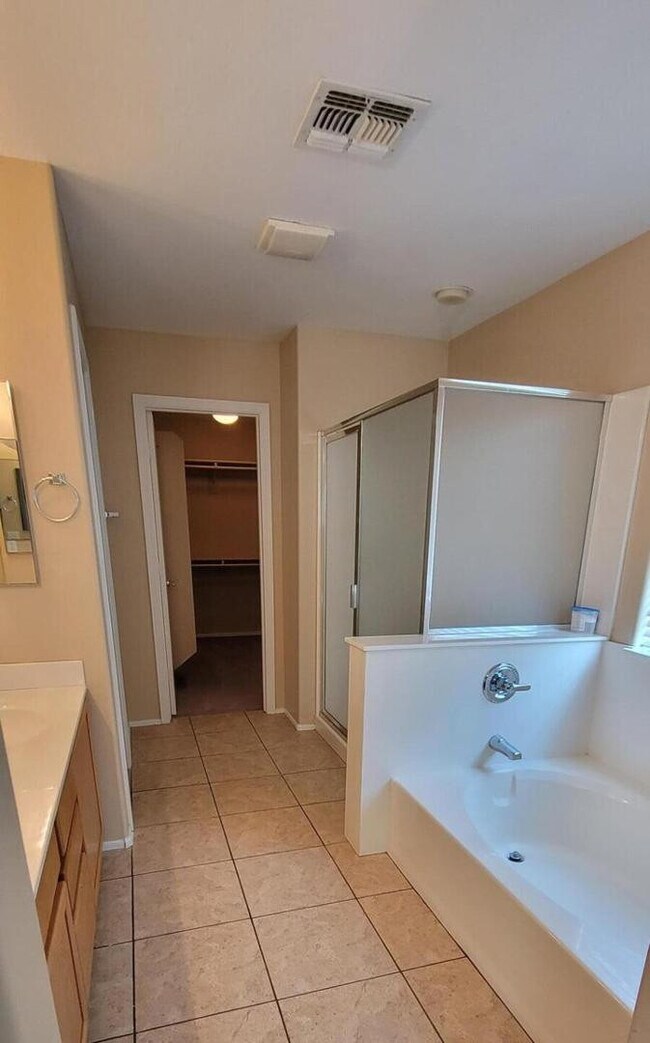 Building Photo - 17440 W Caribbean Ln