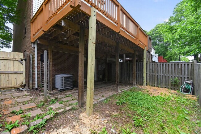 Building Photo - 5539 E Boniwood Turn