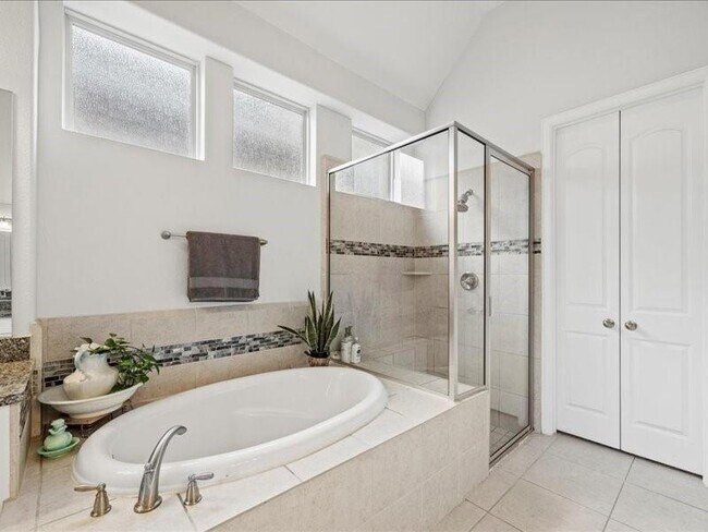 Building Photo - 17703 Olde Oaks Estate Ct