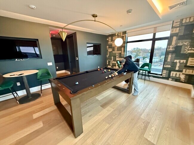 Building Photo - 191 Washington St